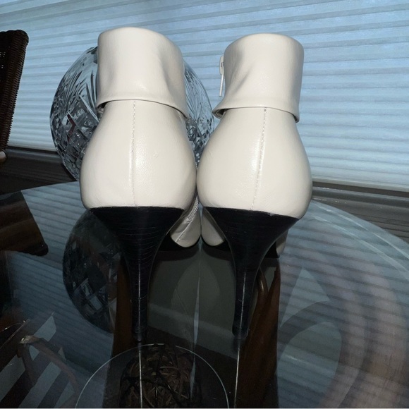 Light cream 3.5” heel ankle booties - Picture 9 of 16